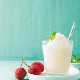 ลิ้นจี่ปั่น  Lychee Smoothie