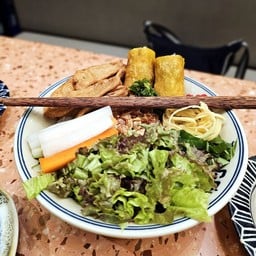 อันเกิม อันก๋า อารีย์ Ari