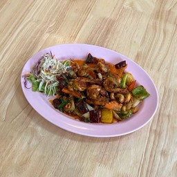ไก่ผัดเม็ดมะม่วง.