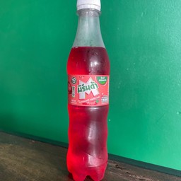 มิรินด้า แดง