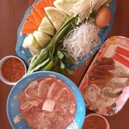 หนูณิ สุกี้หมูกะทะ