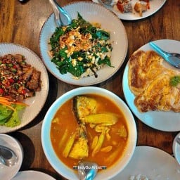 ร้านอาหารบ้านสวนนก & คาเฟ่นก ภูเก็ต