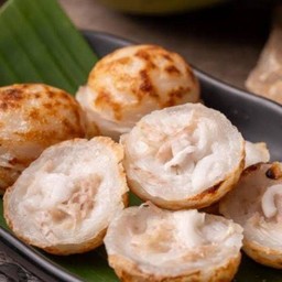 ขนมครกแสงทอง-หน้าโรงเรียนแสงทอง