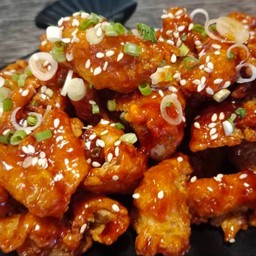 หนังไก่ทอดซอสเกาหลี