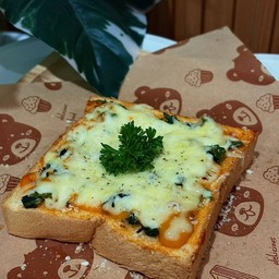 ปังพิซซ่า-ผักโขมชีส