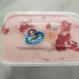 ไอศรีมกะทิสตอเบอรี่500กรัม