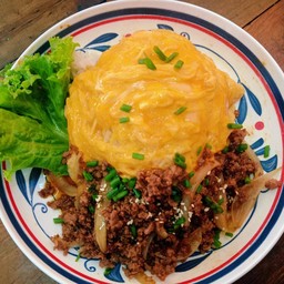 ข้าวไข่ข้น+หมูสับผัดซอสเทอริยากิ