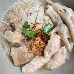 สจ.ก๋วยจั๊บญวน&ต้มเส้น 🍜 ตะวันทอง 1