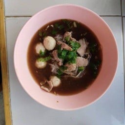 ก๋วยเตี๋ยวเจ้าเก่าวัดป่าห้าพระองค์ ก๋วยเตี๋ยวเจ้าเก่าวัดป่าห้าพระองค์