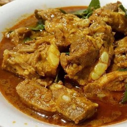 ร้านกับข้าวแพรวา