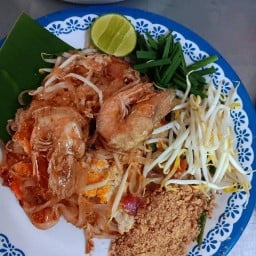 ร้านก๋วยเตี๋ยวเรือยายไล้-ดำเนินสะดวก