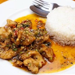 ข้าวราดเนื้อปลากะพงสามรส