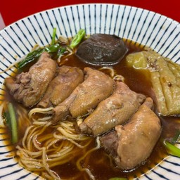 ก๋วยเตี๋ยวไก่ข้ออย่างเดียว