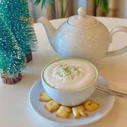 ชาเขียวนมสด ร้อน