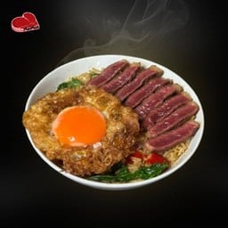 ข้าวผัดกระเพราเนื้อย่างไข่ดาวกรอบ Australia Beef Picanha