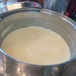 นมร้อนนมสดแท้ๆ