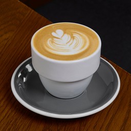 Piccolo (พิกโคโล่ เสิร์ฟร้อน)