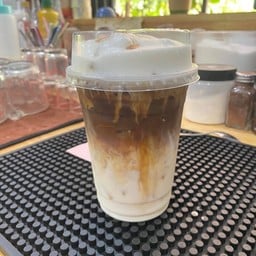 มอดินแดงCOFFEE (Truck)