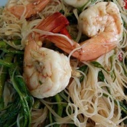 เฮียตี๋ต้มเลือดหมู อาหารตามสั่ง หมู่บ้านบางใหญ่ซิตี้