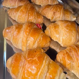 มีดี ครัวซองต์ Have a good day