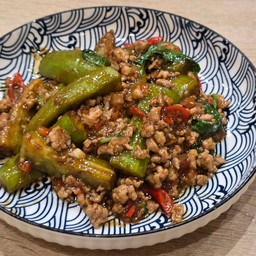 มะเขือยาวหมูสับ