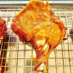 ฐิติมาไก่ทอดหาดใหญ่ โลตัสหน้าค่ายหลวง