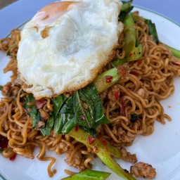 แวะก่อน - ท่าช้าง