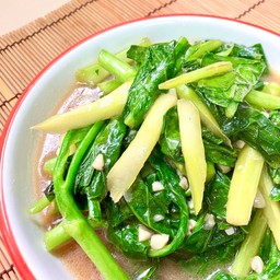 คะน้าผัดน้ำมันหอย