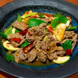 ยำโต่งหมู