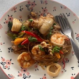 ณิชาผัดหมี่โคราช