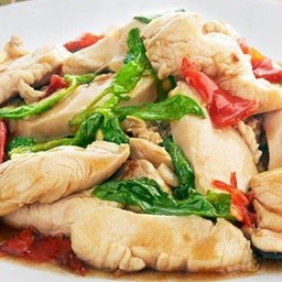 ข้าวหน้ากระเพราอกไก่ไร้น้ำมัน