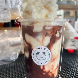 มะพร้าวนมสดโกโก้ปั่น