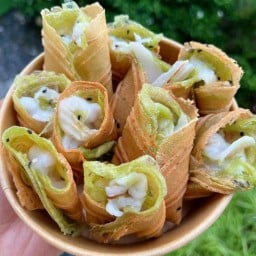 ทองม้วนทองใจ ปลวกแดง - ครองกร่ำ