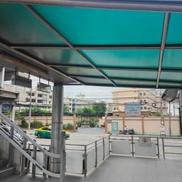 สถานี Brt วัดดอกไม้ (wat Dokmai) (b8)