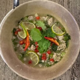 ต้มมะนาวหมูสับ