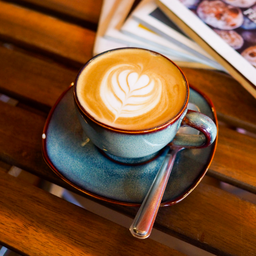 กาแฟแฟลตไวท์ร้อน