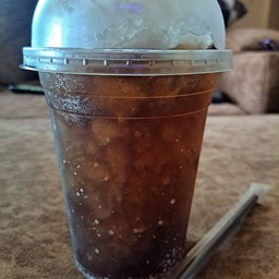 โค้กแก้วโอ่ง