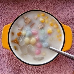 บัวลอยลูกชิดไข่หวาน