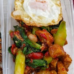 ครัวโม่งนัดพบ(ยำแซ่บเวอร์อาหารไทย-อีสานตามสั่ง)