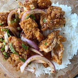 ไก่เขย่า (ล้านเขย่า) บงกช ซอย5 พัทยาใต้