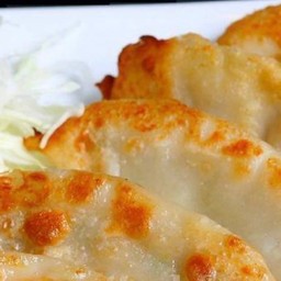 เกี๊ยวซ่า