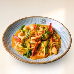 หมึกผัดซอสไข่เค็ม