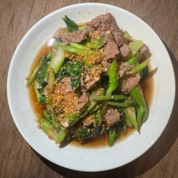 ผัดคะน้า(หมูหมัก)