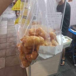 ปาท่องโก๋ข้างปริ๊นท์