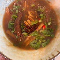 กะเพาะปลาน้ำแดงเจ