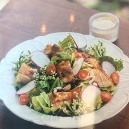 สลัดไก่ย่างฮันนีมูน