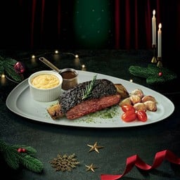 ซี่โครงเนื้อพรีเมียมรมควัน เสิร์ฟคู่ซอสเรดไวน์จูส์