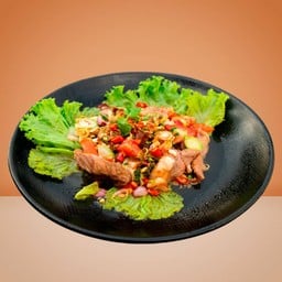 พล่าเนื้อเซอร์ลอยน์ออสเตรเลียมะเขืออ่อน