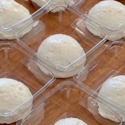 กรีกโยเกิร์ต 1 สกู๊ป  + พร้อมน้ำผึ้ง