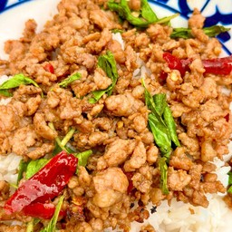 All-in กะเพราพริกแห้ง